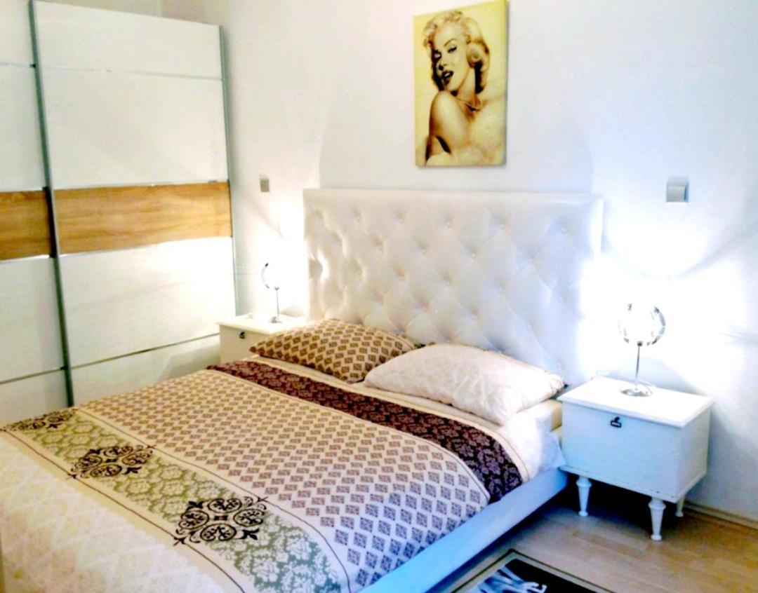 Apartment Ory Near The City Center With Free Parking Pula Extérieur photo